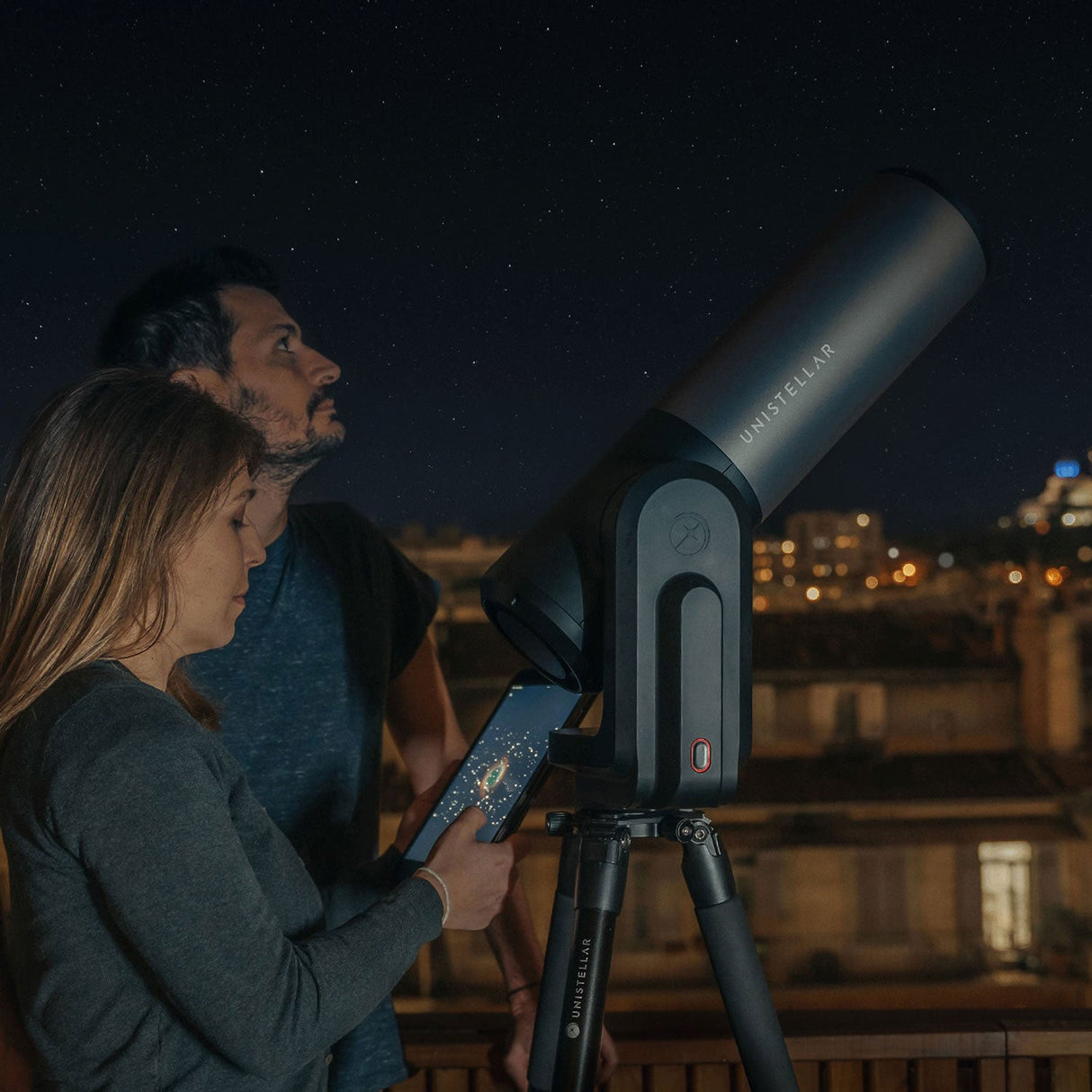 Unistellar eQuinox 2 and Backpack - Smart Telescope for light polluted cities